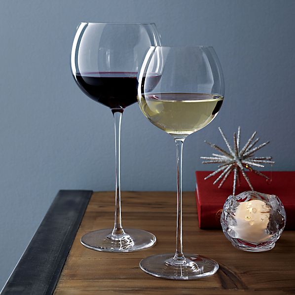 https://jodifritch.files.wordpress.com/2014/12/camille-wine-glass-olivia-pope-wine-glass.jpg?w=640